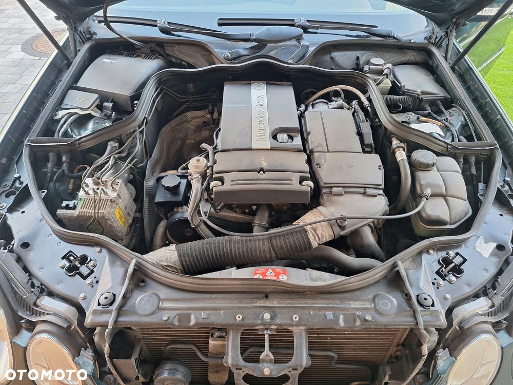Mercedes-Benz Klasa E - 6