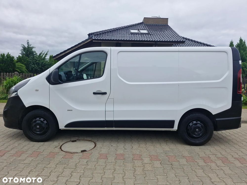 Opel vivaro - 8