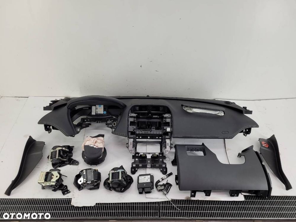 KOKPIT DESKA KONSOLA PODUSZKI USZKODZONE JAGUAR F-PACE X761 EUROPA - 1