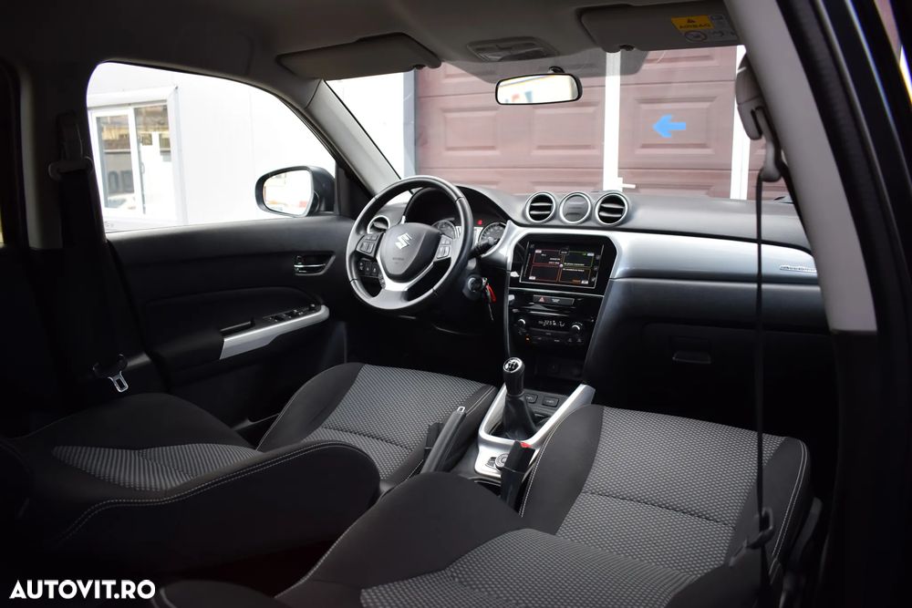 Suzuki Vitara 1.6 (4x4) Allgrip Comfort - 8