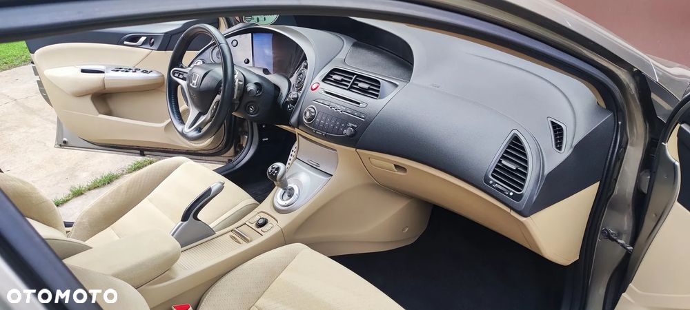 Honda Civic 1.8 Executive - 7