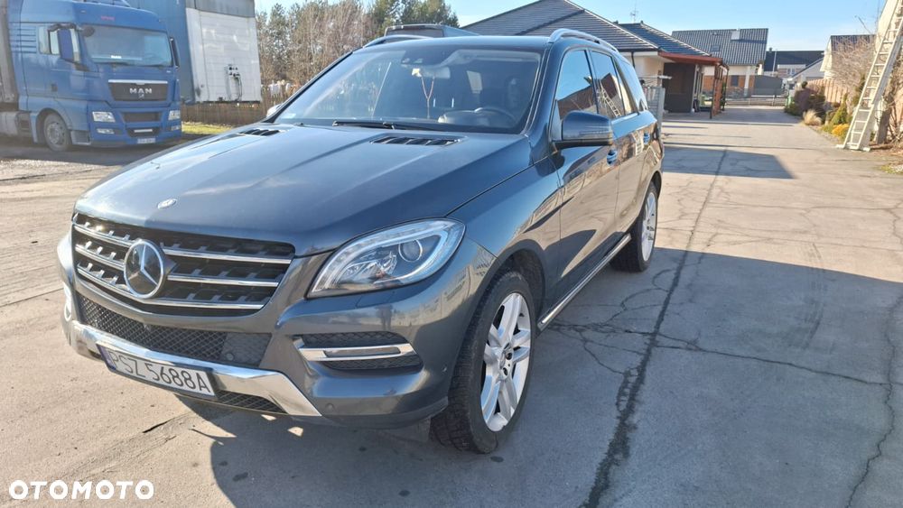 Mercedes-Benz ML - 22