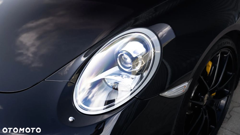 Porsche 911 Carrera S PDK - 20