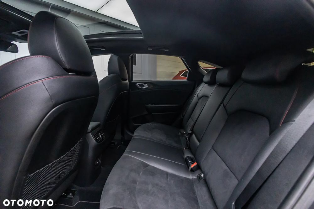 Kia ProCeed 1.6 T-GDI DCT7 OPF GT - 27