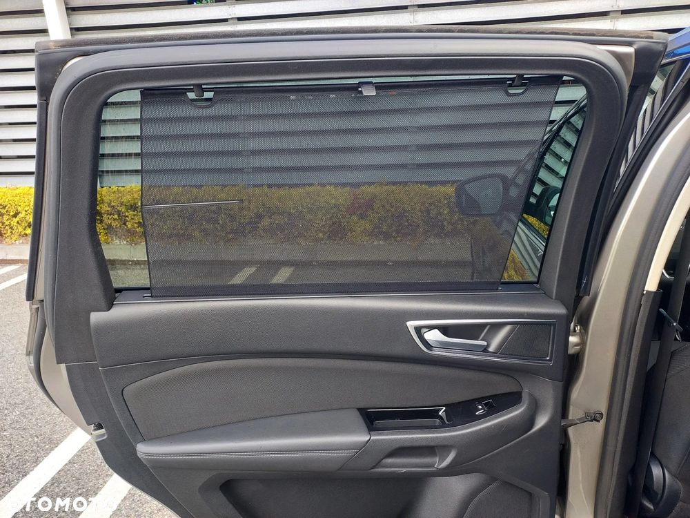 Ford S-Max 2.0 TDCi Titanium PowerShift - 36