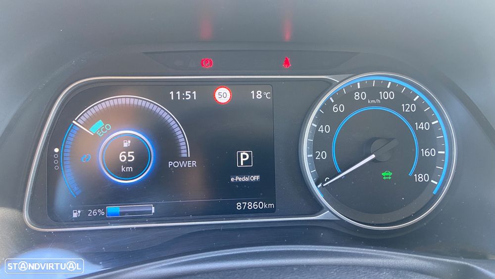 Nissan Leaf Tekna Two Tone - 32