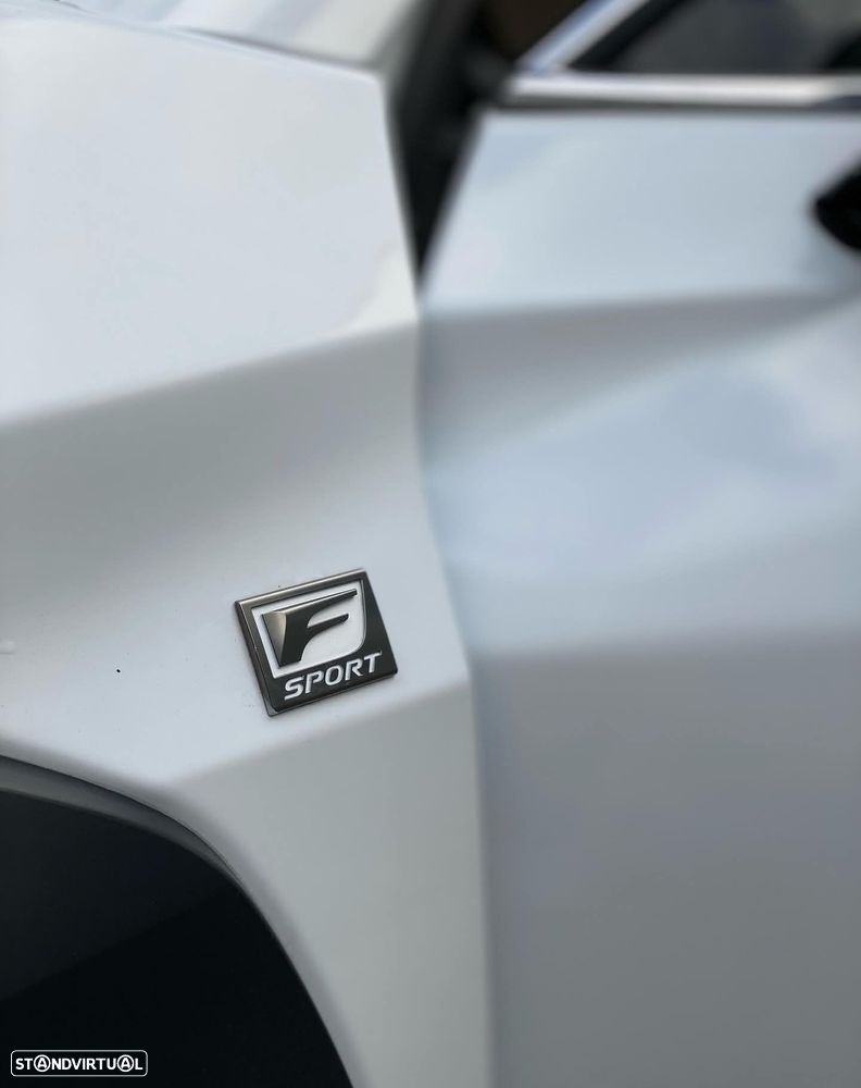 Lexus UX 250h F Sport - 6