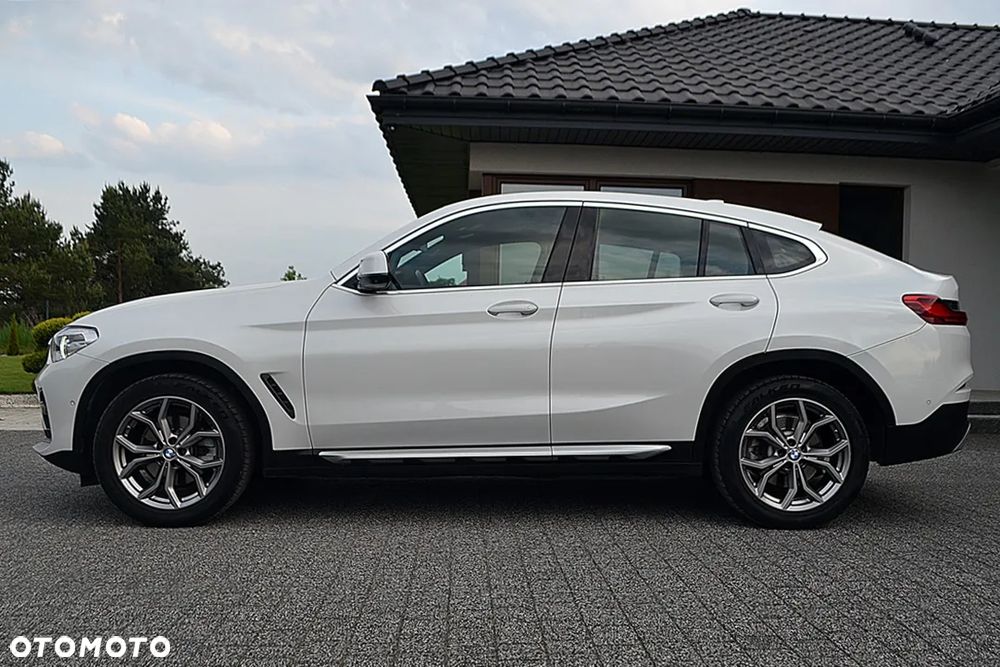 BMW X4 xDrive20d xLine sport - 4