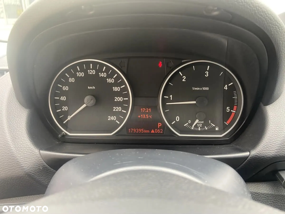 BMW Seria 1 118d - 22