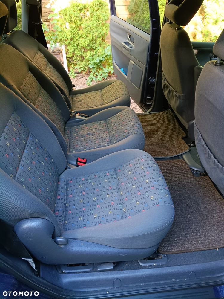 Volkswagen Sharan 1.9 TDI Comfortline Tiptr - 37