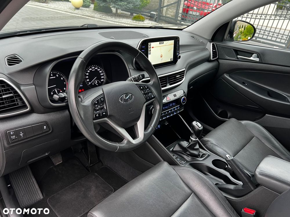 Hyundai Tucson blue 1.6 GDi 2WD Navi - 17