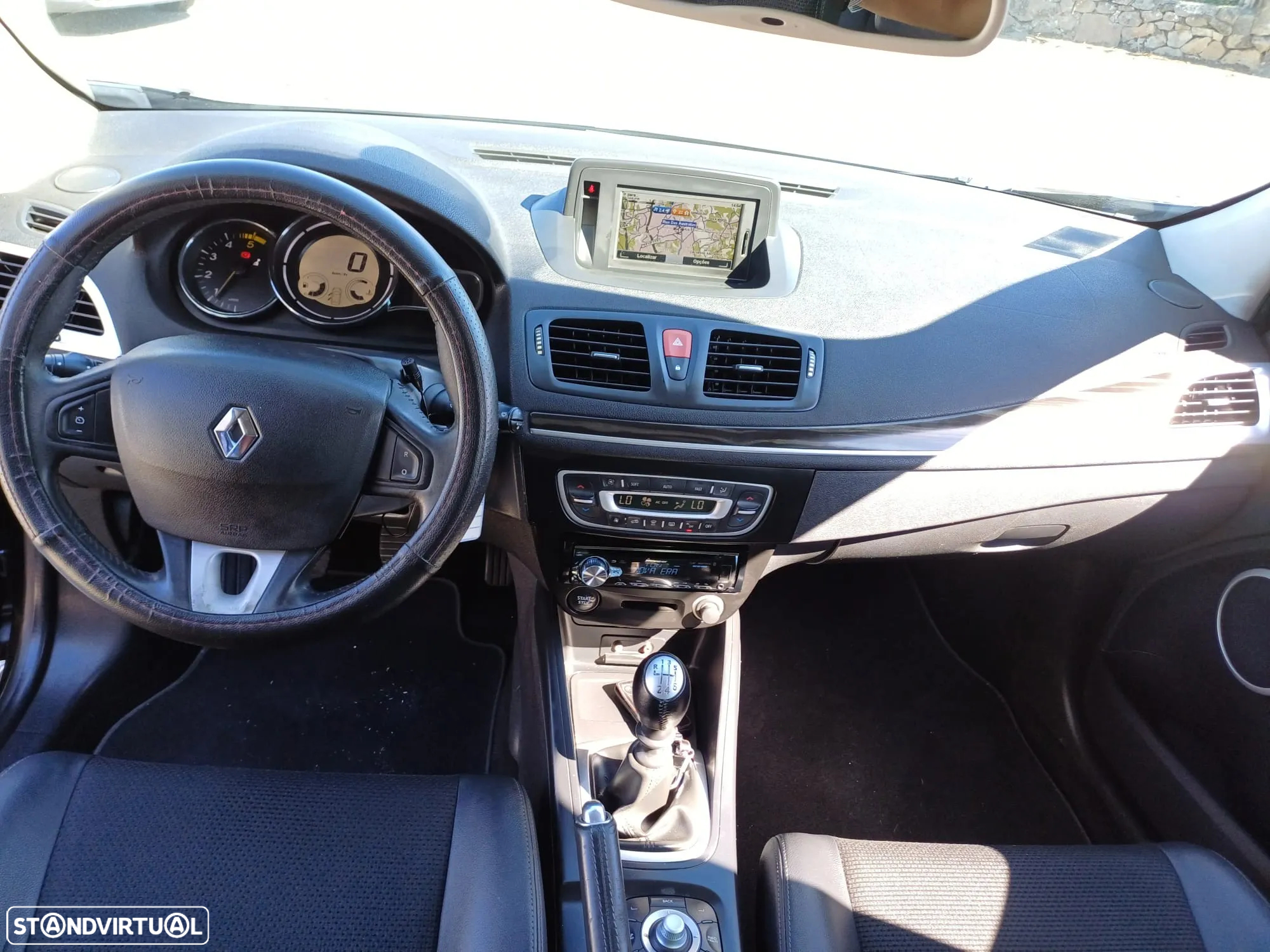 Renault Mégane 1.5 dCi Dynamique S - 5