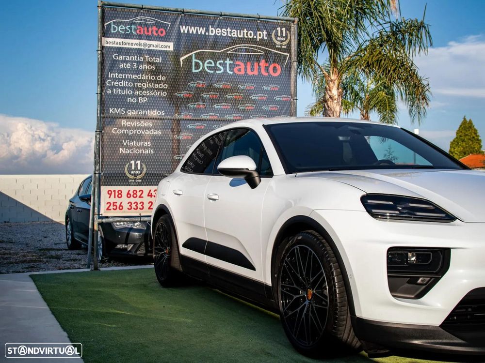 Porsche Macan Electric - 6