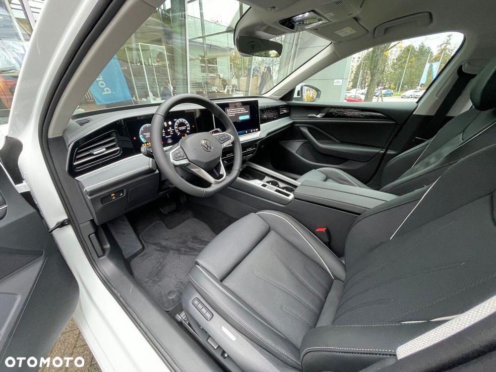 Volkswagen Passat Variant - 12