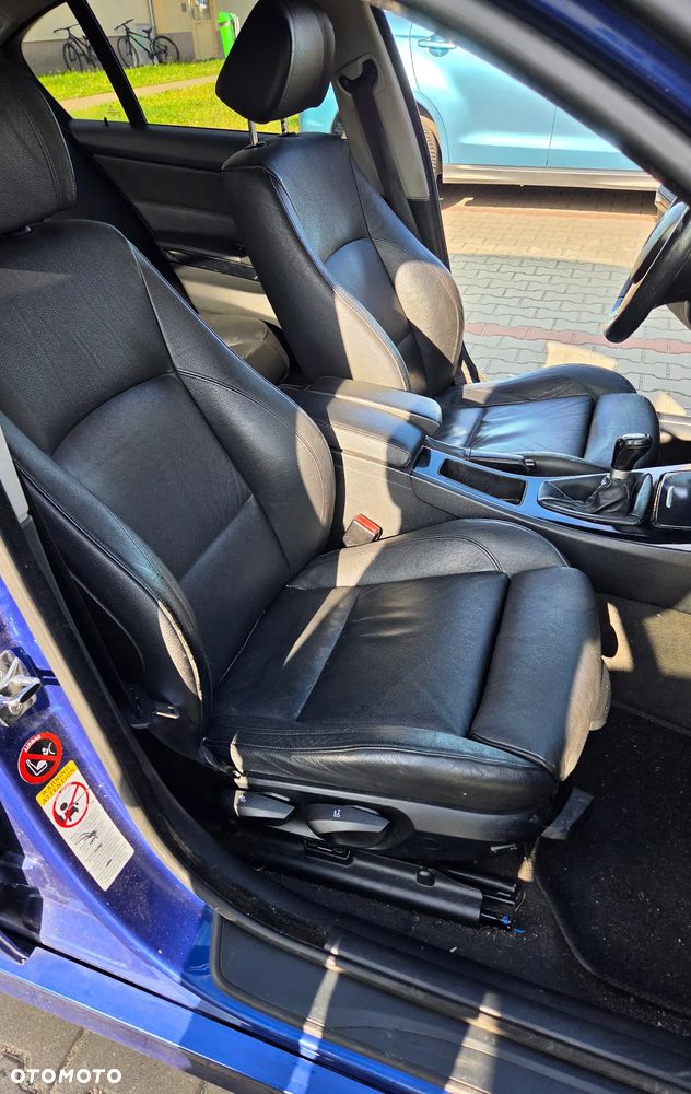 BMW Seria 3 318d - 8