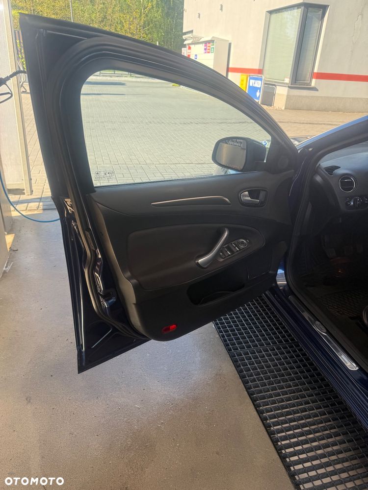 Ford Mondeo 2.0 Viva - 22