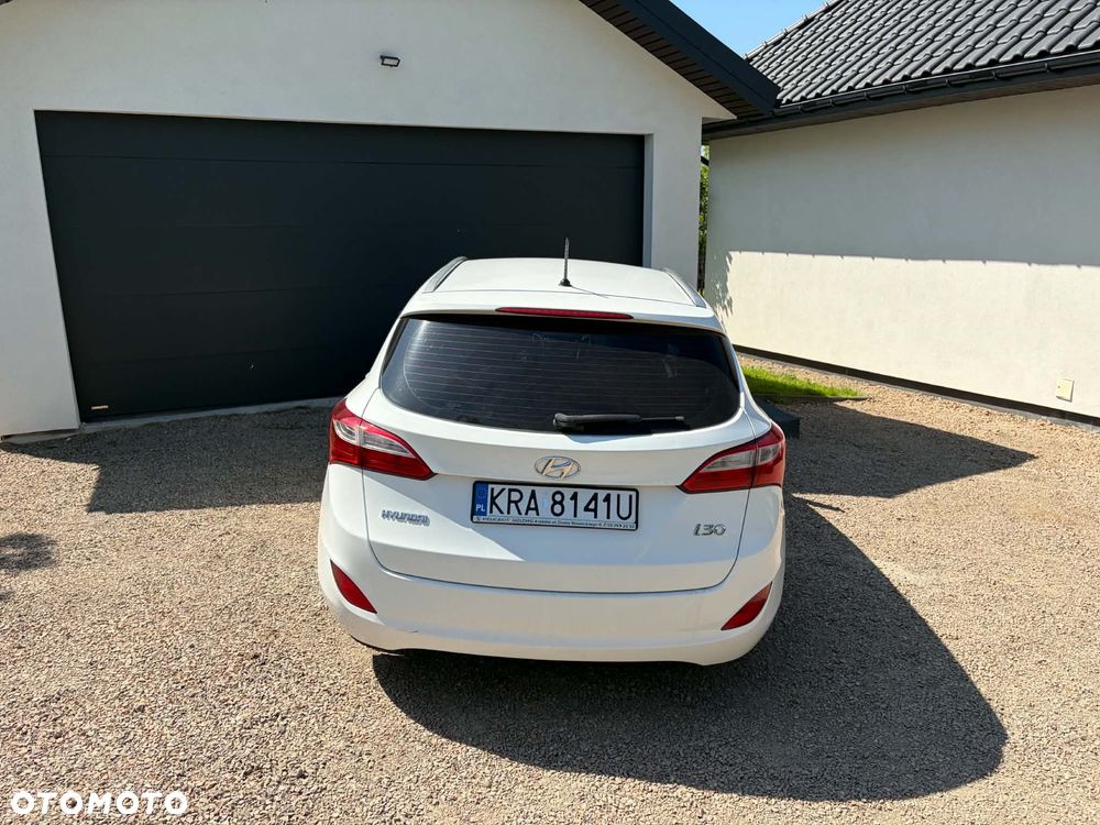Hyundai i30 1.6 CRDi BlueDrive Comfort - 9