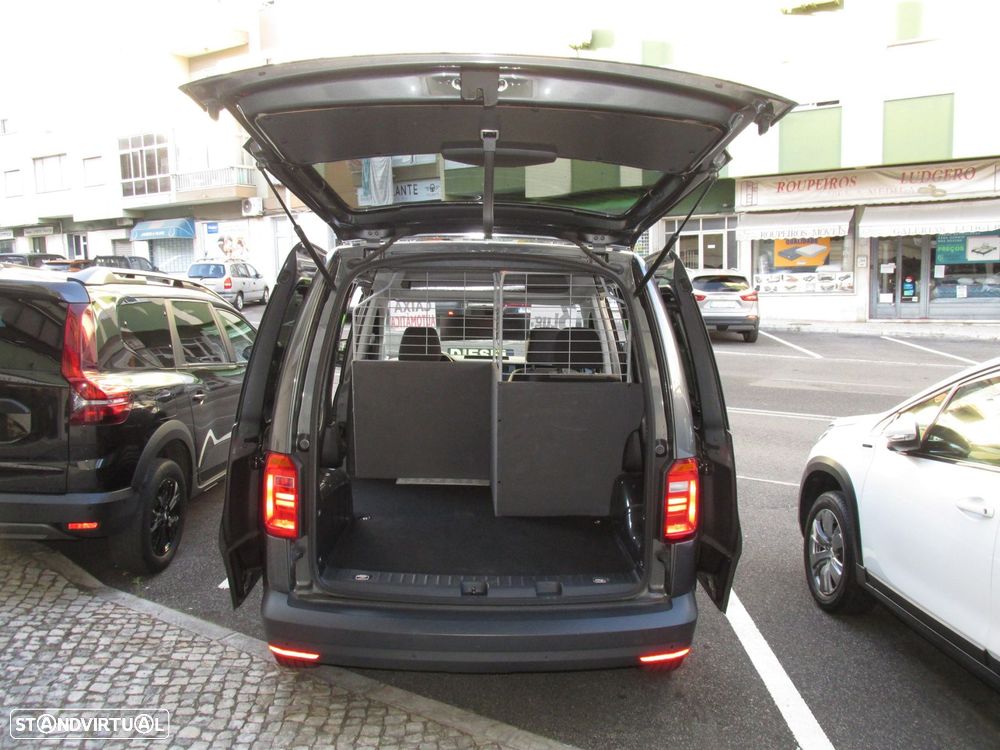VW Caddy KingCab 2.0 TDI Business DSG - 15