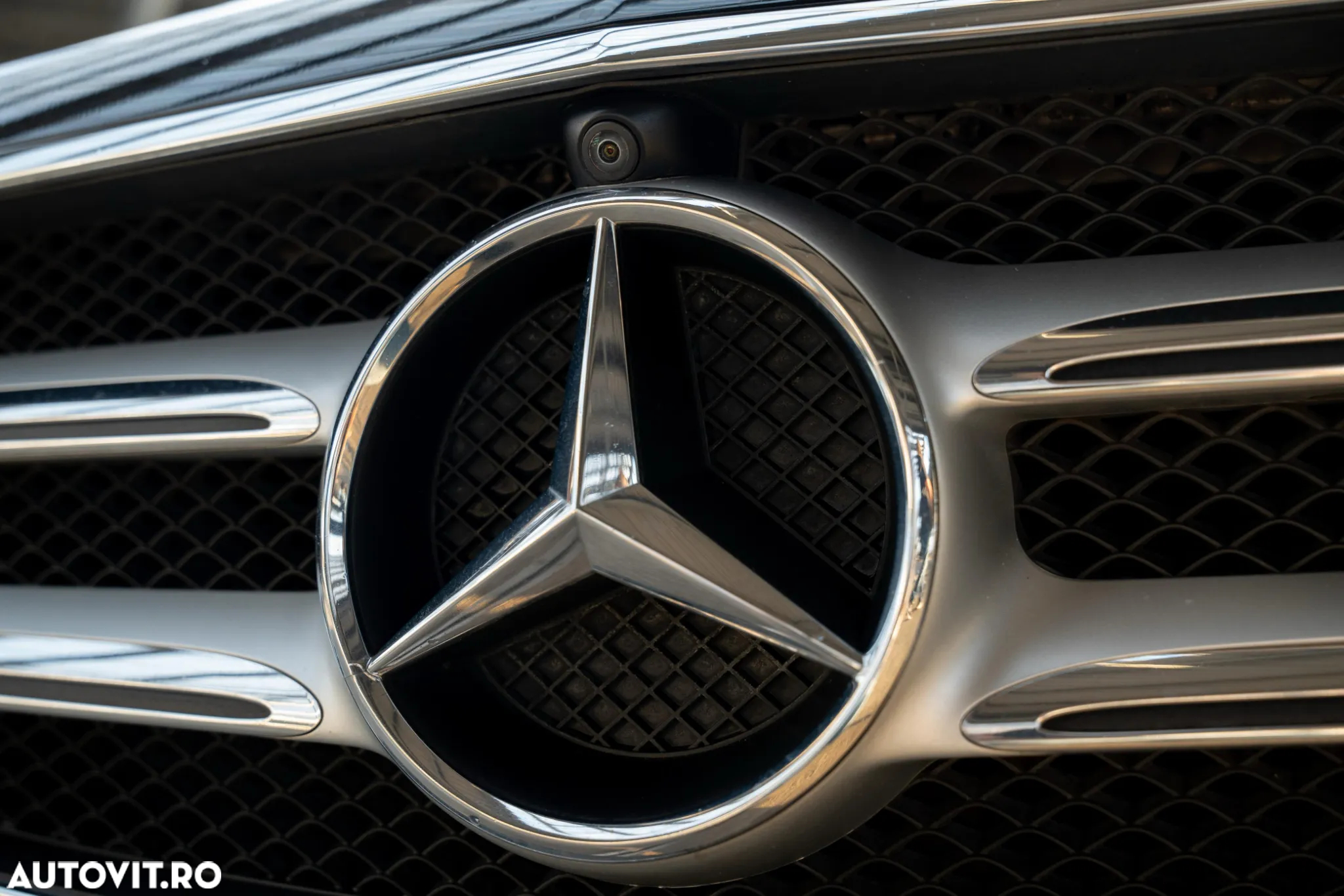 Mercedes-Benz E 220 d Aut. - 11