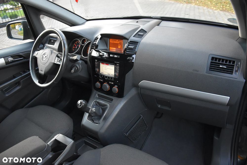 Opel Zafira 1.8 Navi - 16