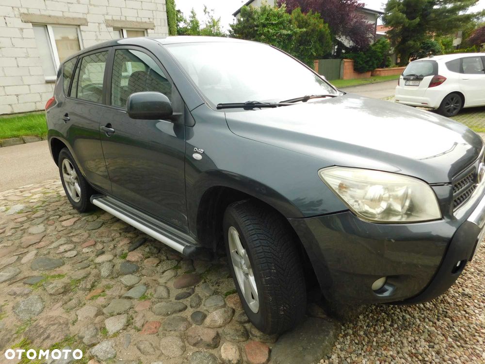 Toyota RAV4 - 2
