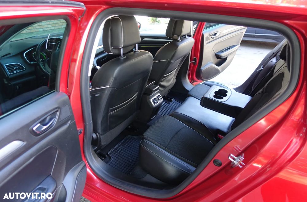 Renault Megane BLUE dCi 115 BOSE EDITION - 5