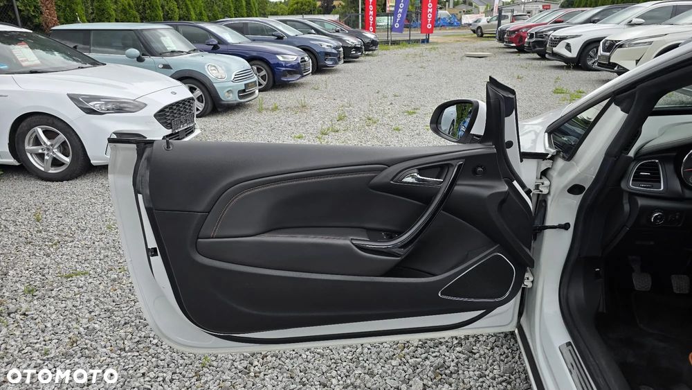 Opel Cascada 1.4 T Cosmo S&S - 14