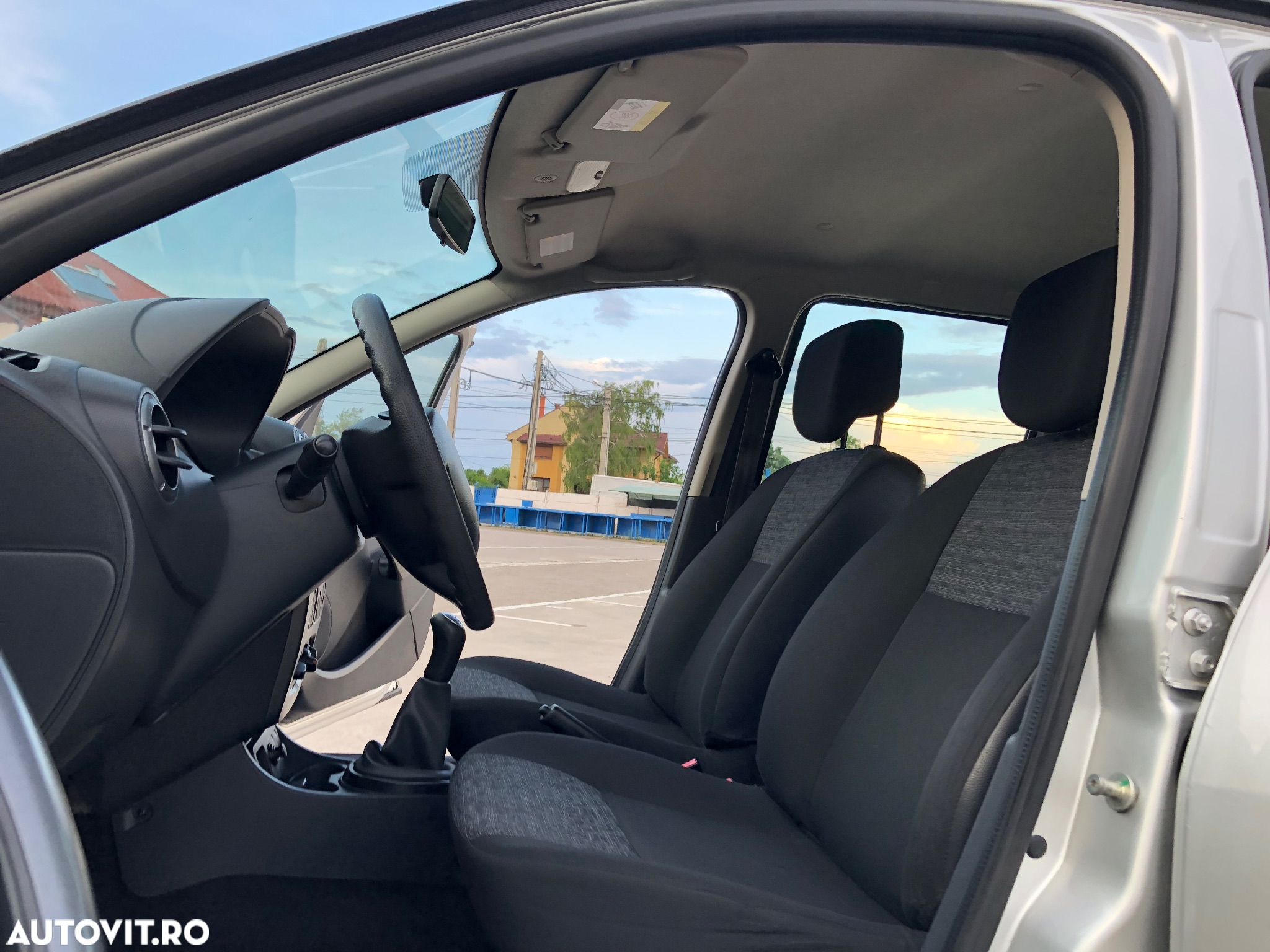 Dacia Duster 1.5 dCi 4x2 Ambiance - 7