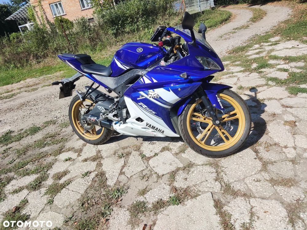 Yamaha YZF - 1