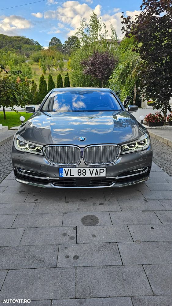 BMW Seria 7 740Le xDrive iPerformance - 2