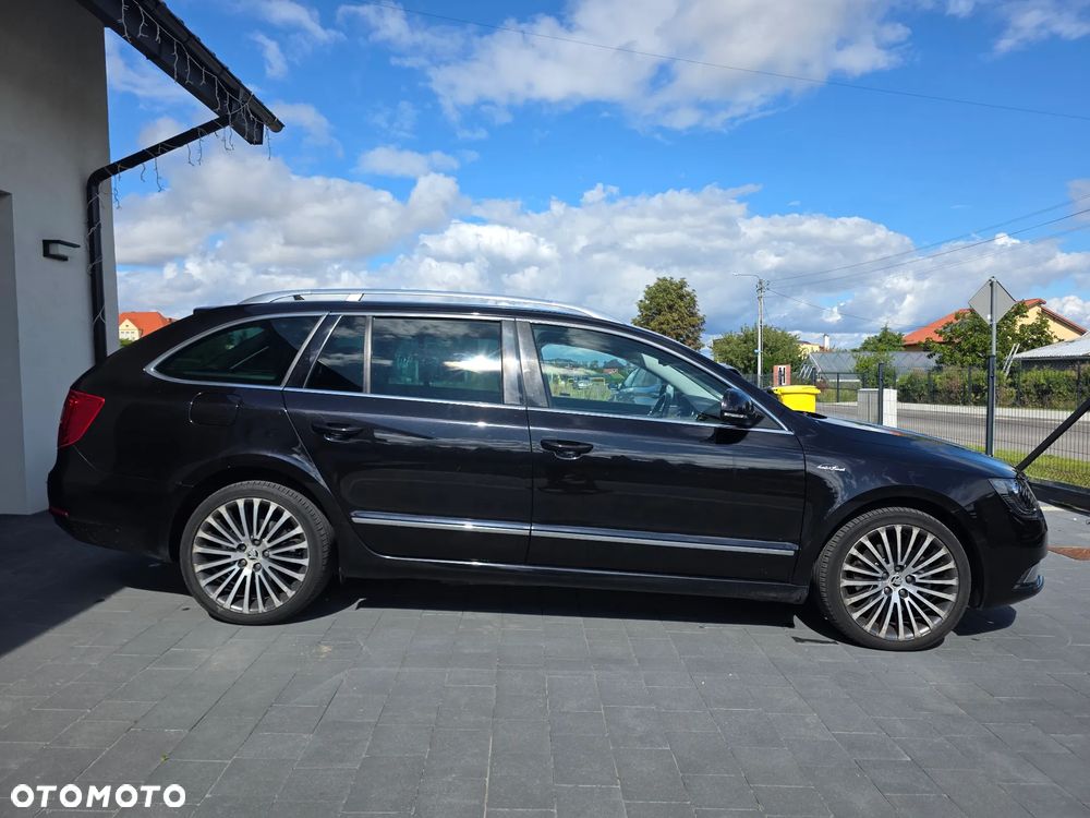 Skoda Superb 2.0 TDI 4x4 L&K DSG - 4