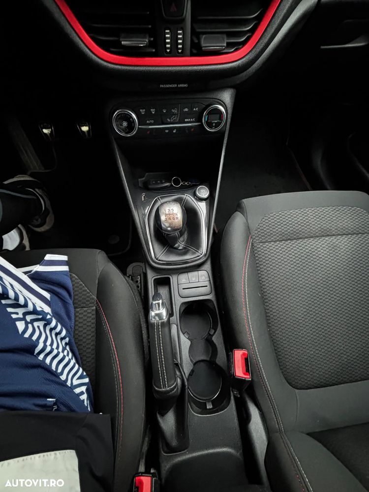 Ford Fiesta 1.0 EcoBoost ST Line - 27