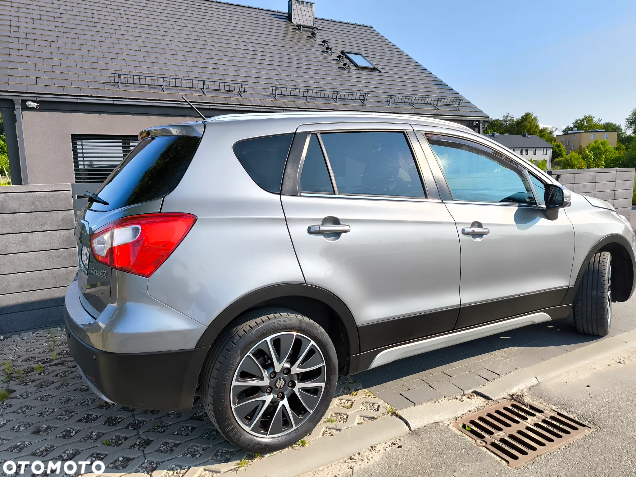 Suzuki SX4 - 4