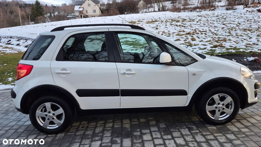 Suzuki SX4 1.6 VVT 4x4 Club - 14