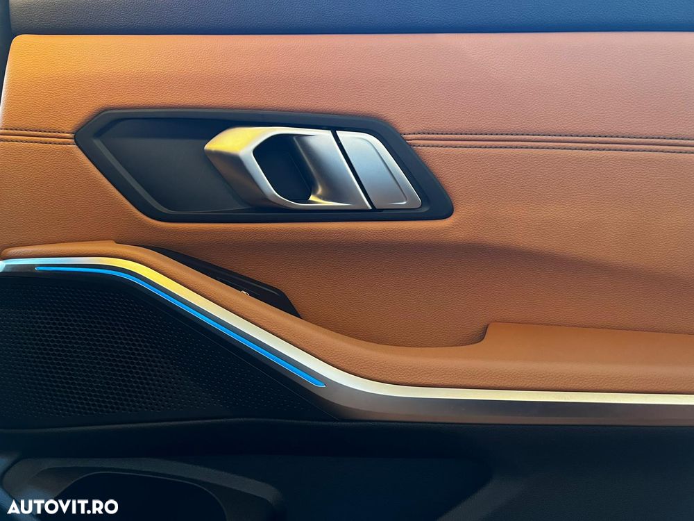 BMW Seria 3 330e Aut. Luxury Line - 12