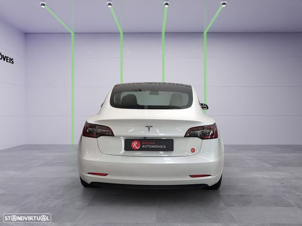 Tesla Model 3 Standard Range Plus RWD - 4