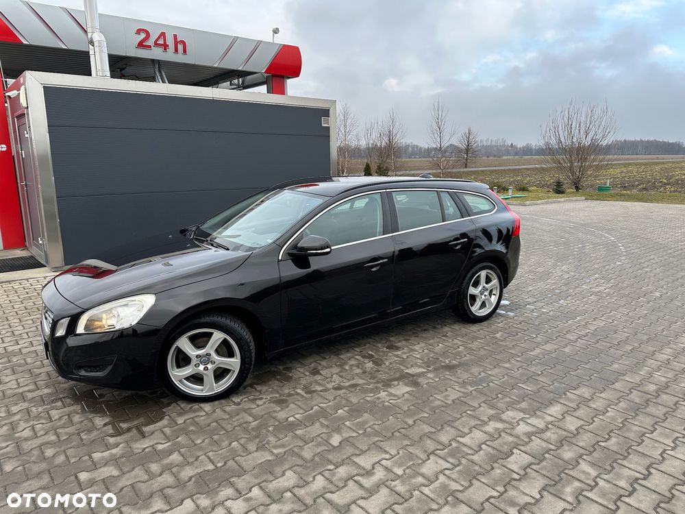 Volvo V60 D3 Momentum - 15
