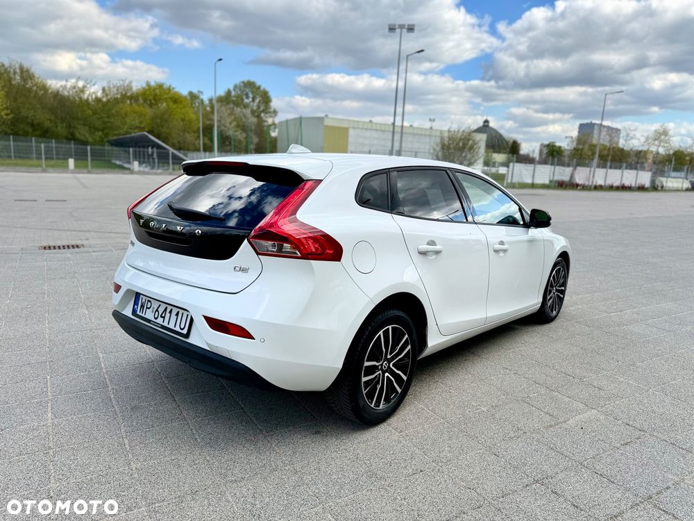 Volvo V40 D2 Drive-E SCR Momentum - 14