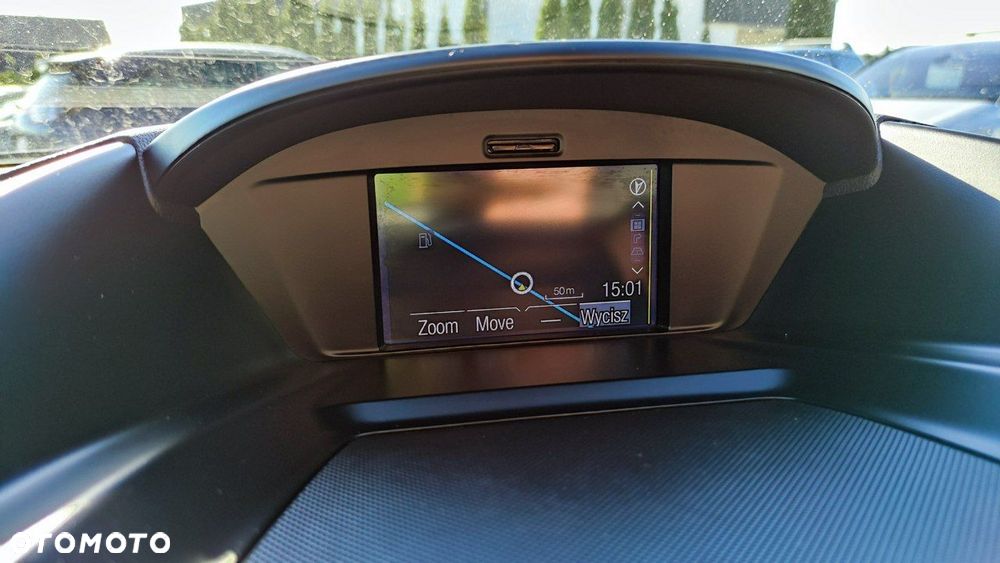 Ford Kuga - 32
