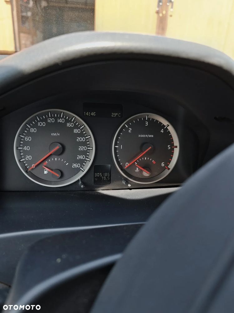 Volvo S40 1.6D - 13