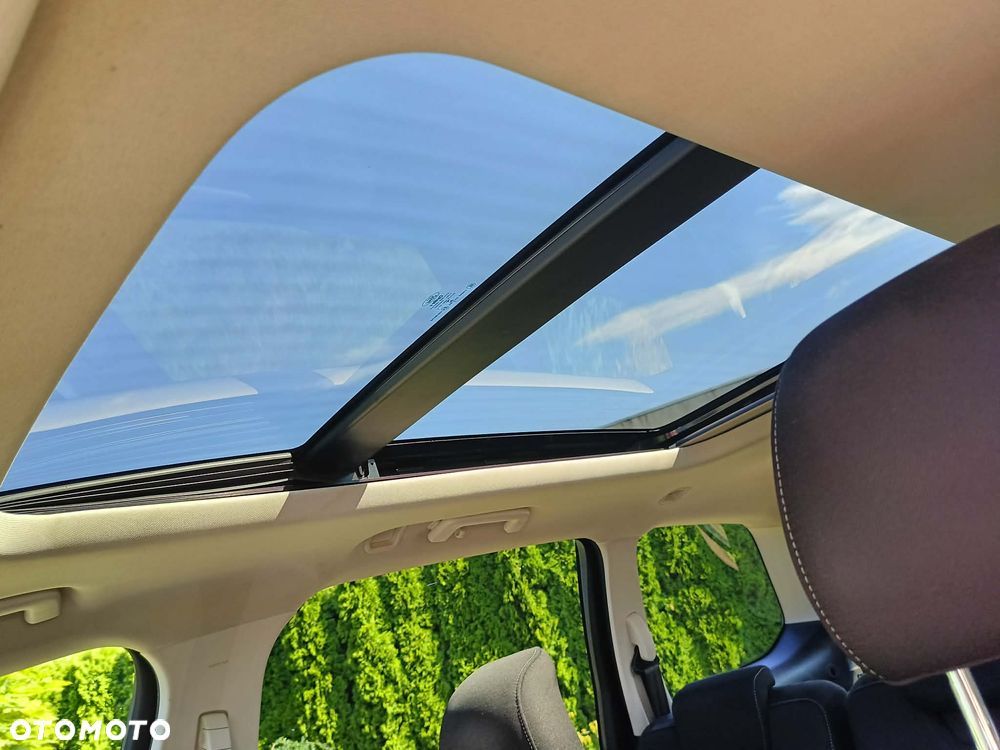 Ford Galaxy 2.0 TDCi Titanium - 31