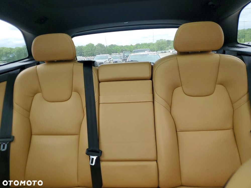 Volvo XC 60 T5 AWD Geartronic Momentum - 9