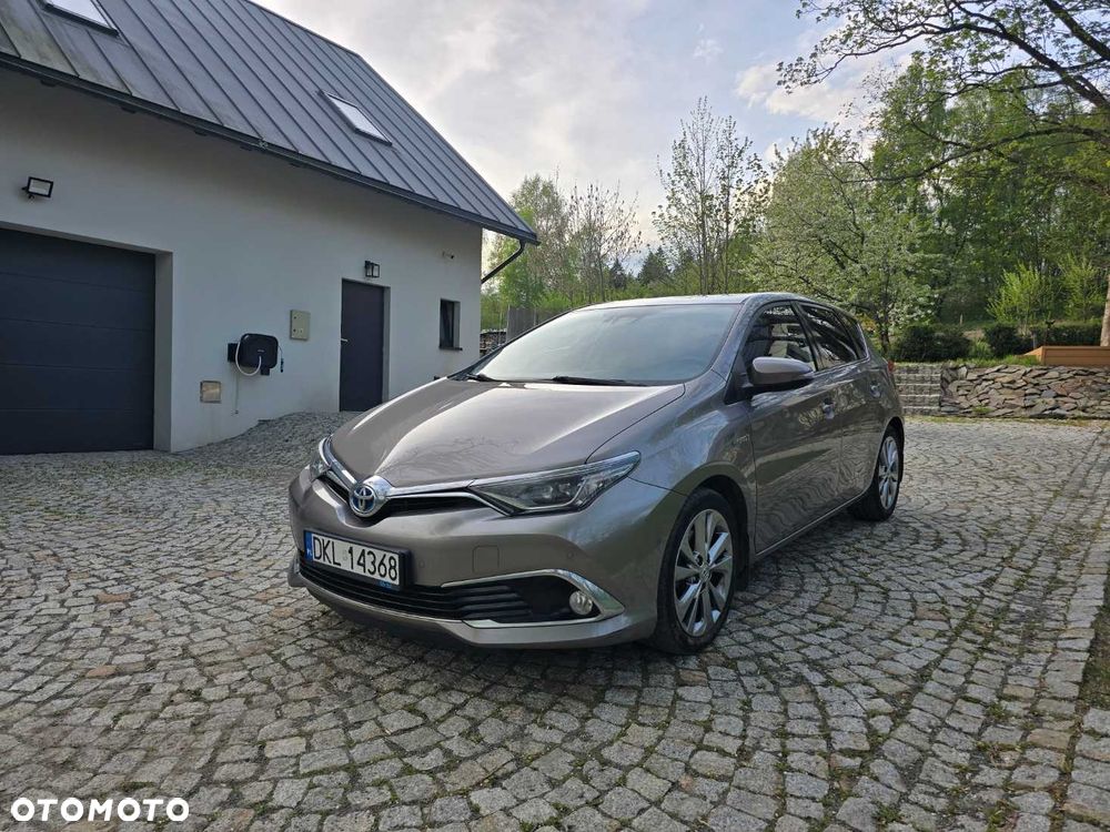 Toyota Auris - 1