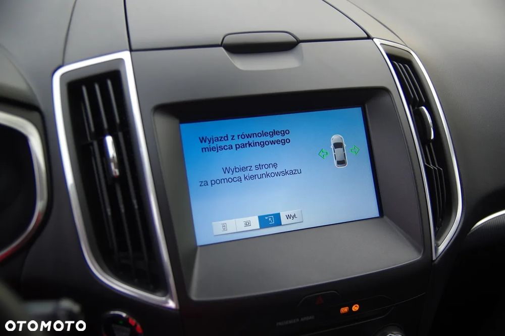 Ford S-Max 2.0 TDCi 4WD Titanium PowerShift - 36