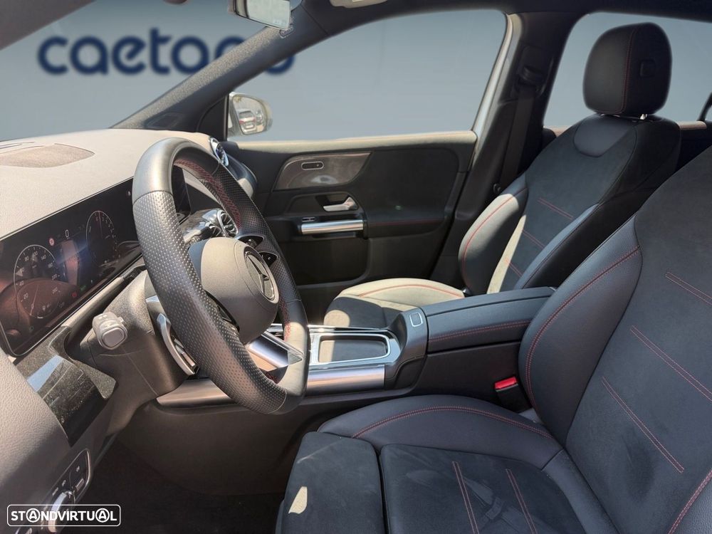 Mercedes-Benz GLA 250 e AMG Line - 13