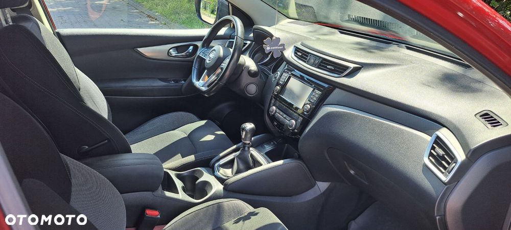 Nissan Qashqai 1.6 DIG-T N-Connecta - 12