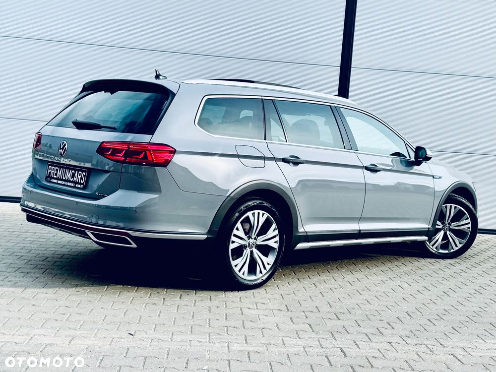 Volkswagen Passat Alltrack 2.0 TDI SCR DSG 4Motion - 20