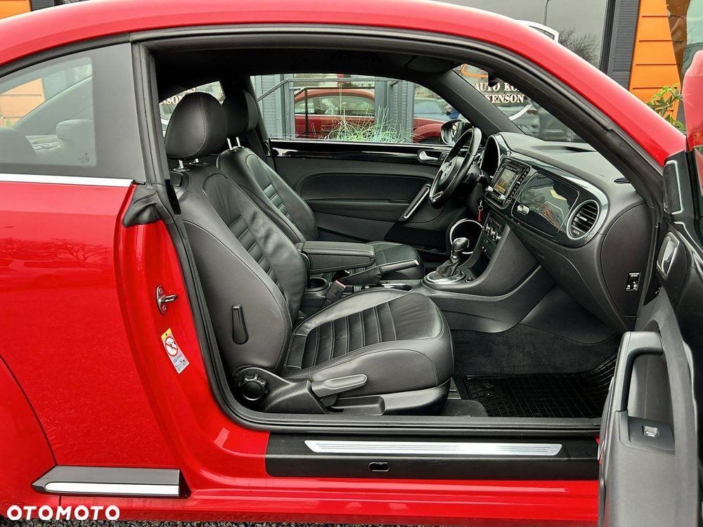 Volkswagen Beetle 2.0 TSI DSG Exclusive Sport - 29