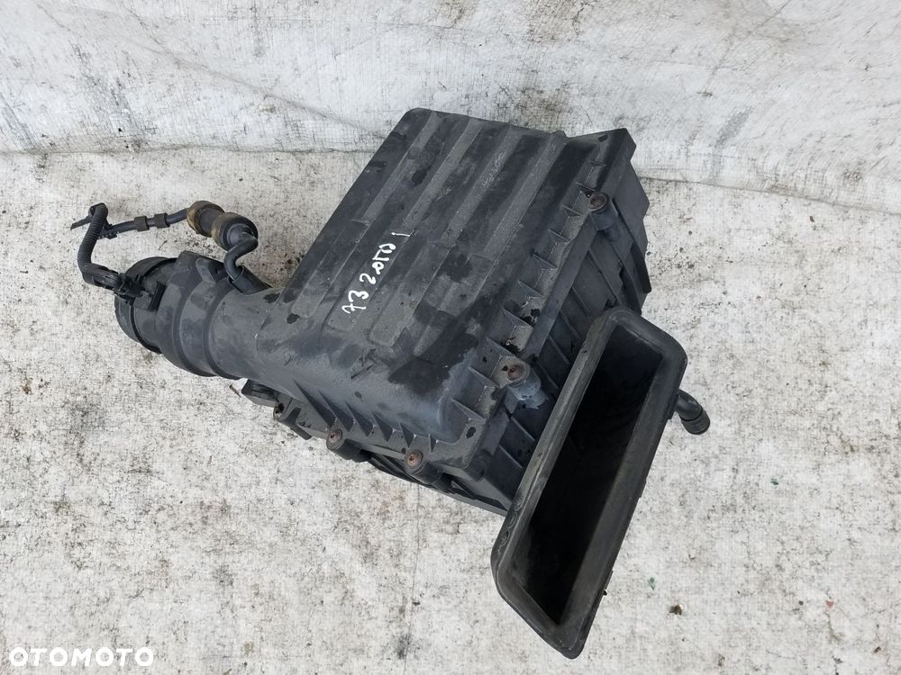 obudowa filtra powietrza audi a3 8v 2.0 tdi - 2