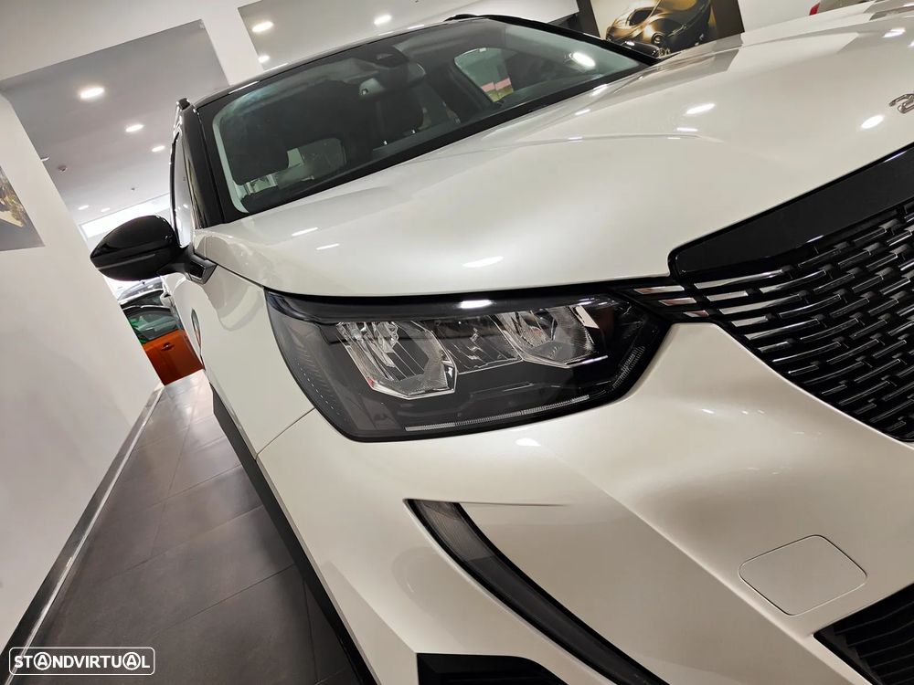 Peugeot 2008 1.2 PureTech Allure - 9